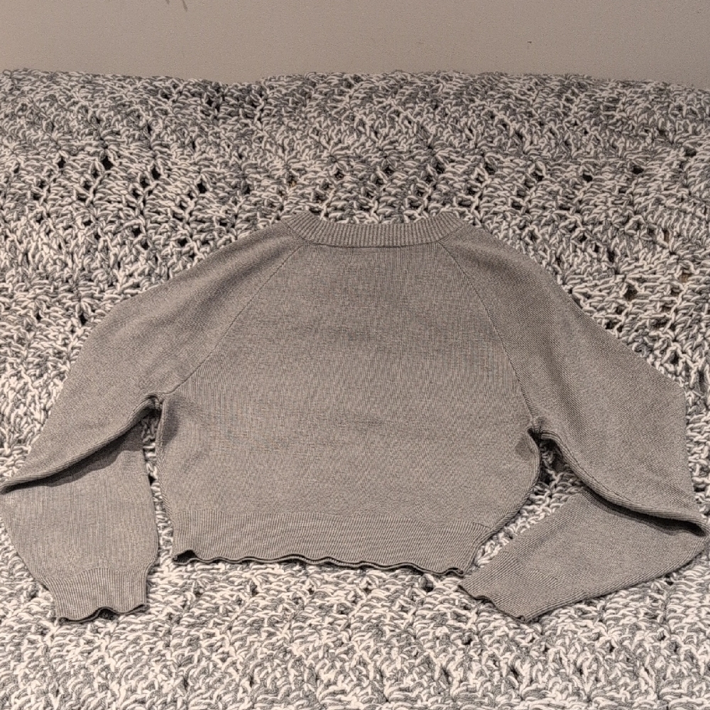Heather Stone Ribbed Cropped Sweater XS | Soft Knit Lettuce Hem Oversized Sleeve - Picture 4 of 7